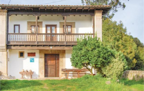 Stunning home in Posada de Llanes with 5 Bedrooms, Bricia